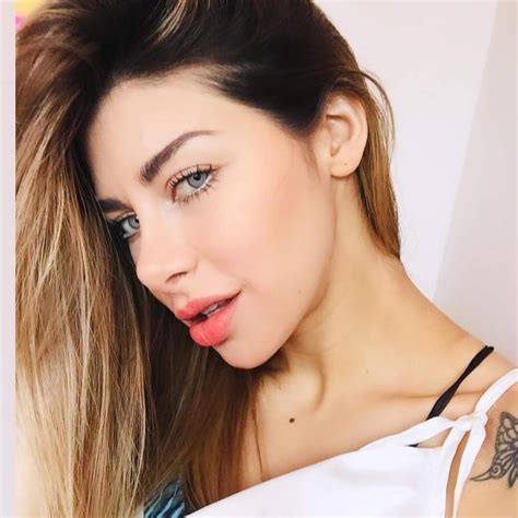 Watch Xoanaoficial .